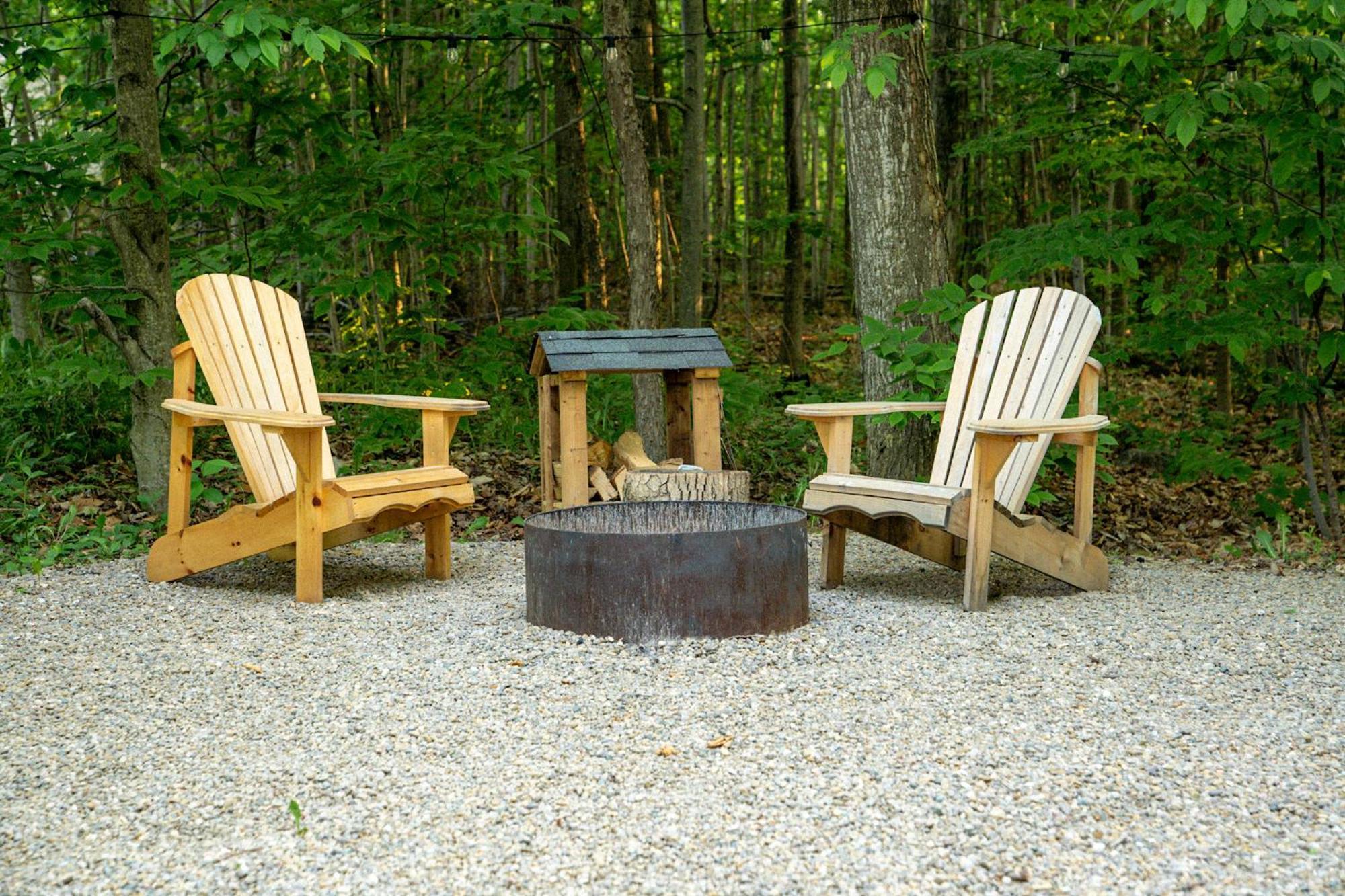 Hotel Grotto Getaway Miller Lake Exterior foto